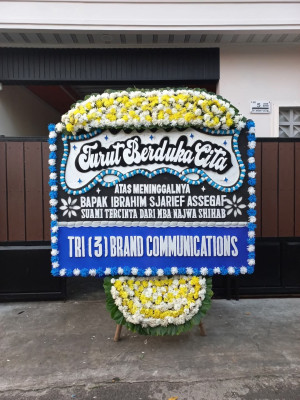 Papan Bunga Duka di Kotokociak Kubu Tapakrajo